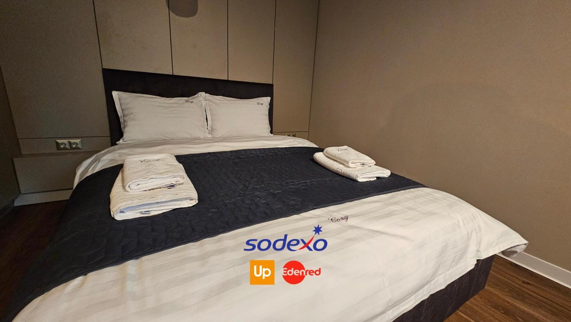 Deluxe Cozy Studios On Central M Eminescu Street #Târgu-Mureş Eksteriør billede