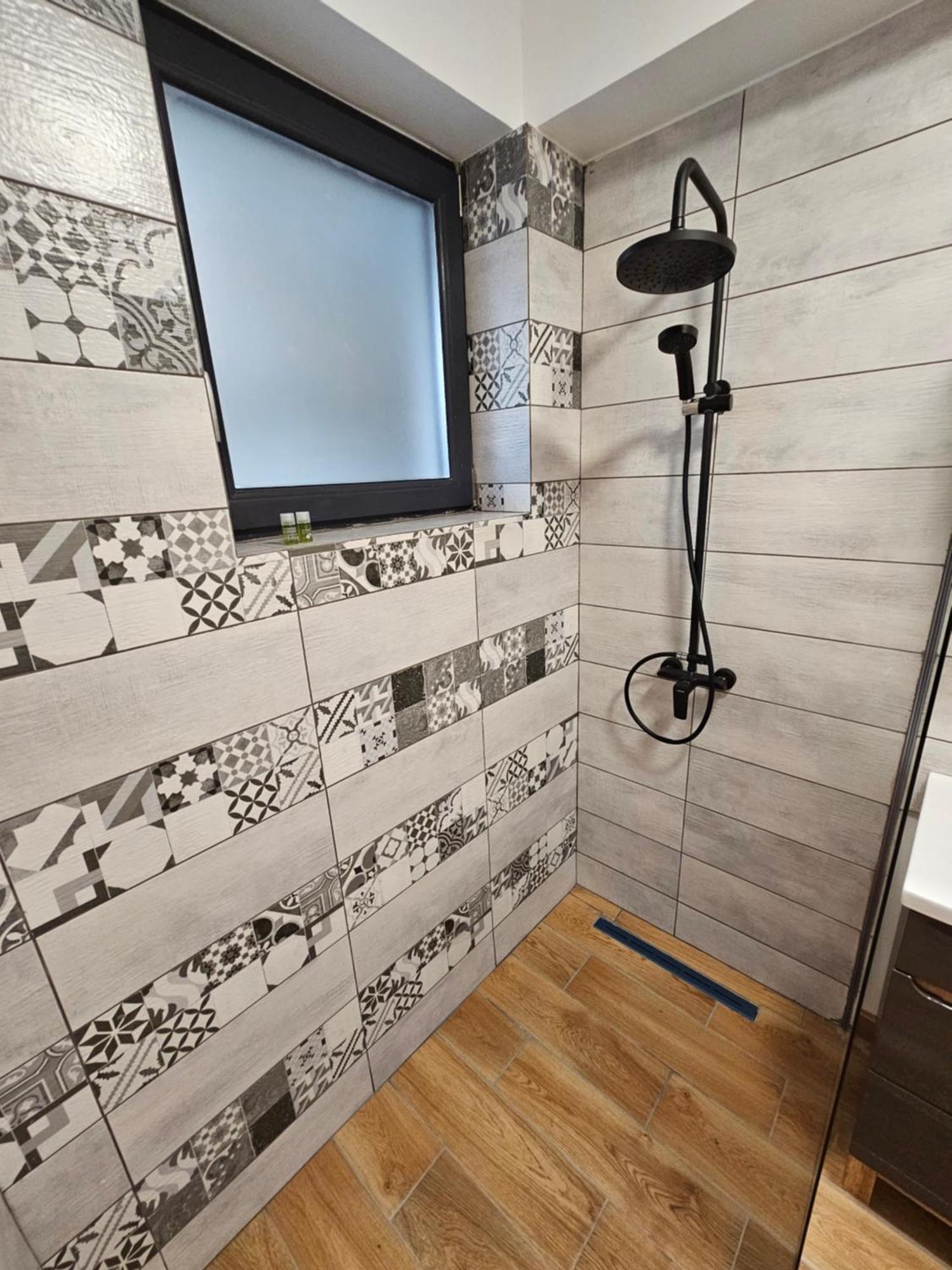 Deluxe Cozy Studios On Central M Eminescu Street #Târgu-Mureş Eksteriør billede